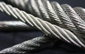 our-stainless-steel-wire-rope-is-a-safe-and-efficient-way-to-lift-big-0