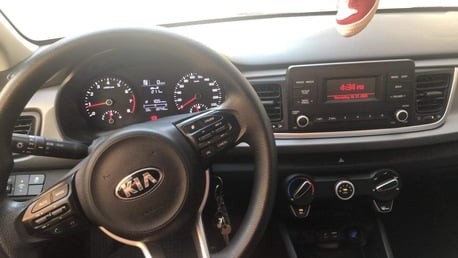 sar-39602-2018-kia-rio-big-2
